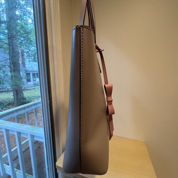 🌹 Kate Spade Lawton Way Rose Tote Bag | Smooth Leather | Great Condition - Picture 7 of 14